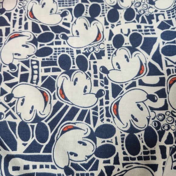 NWOT LulaRoe Disney Mickey Mouse Blue & Red 3/4 Sleeve Top Size 3XL - Picture 2 of 5